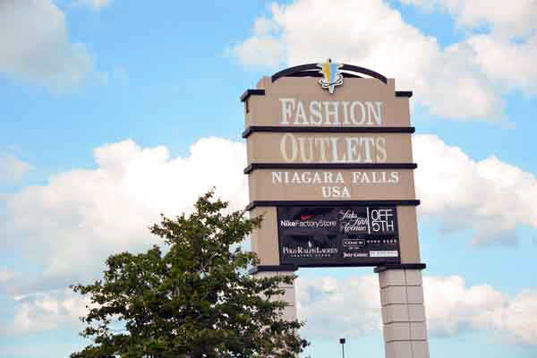 Fashion Outlets of Niagara Falls Expansion Opening October 23rd | Niagara Falls Up Close