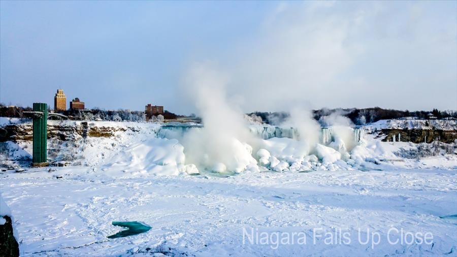 Niagara Falls in winter (8)