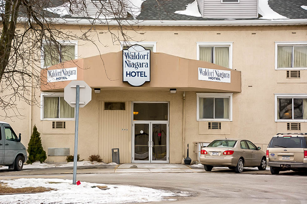 Waldorf Motel Niagara Falls Canada